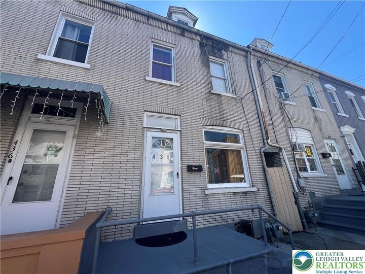 438 W Gordon Street  Allentown City PA 18102 photo