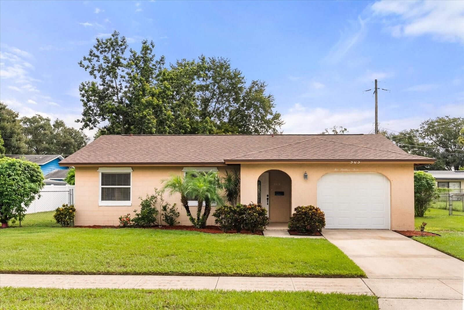 Property Photo:  503 Santiago Avenue  FL 32807 