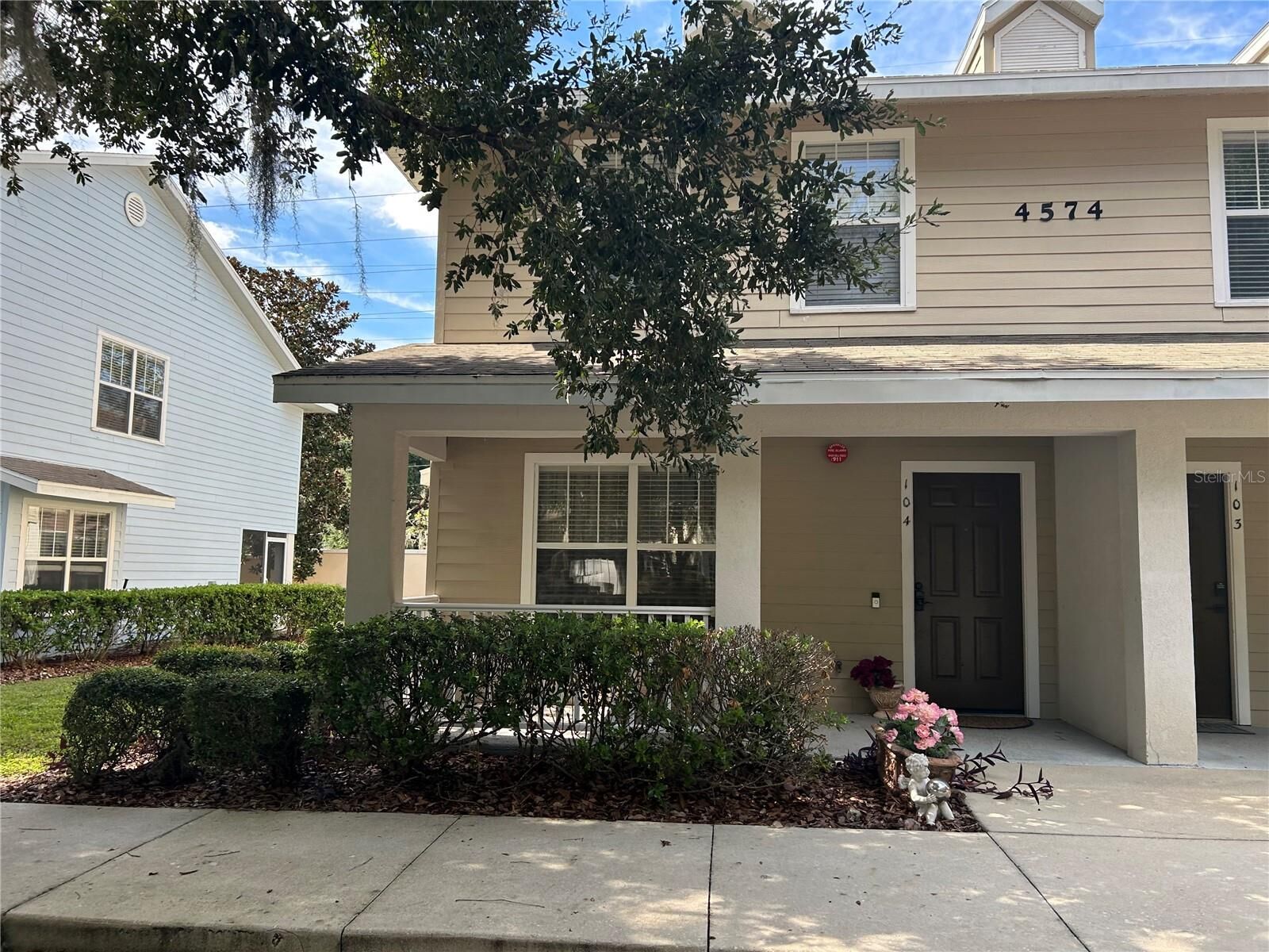 Property Photo: 4574 SW 48th Way 104 FL 32608