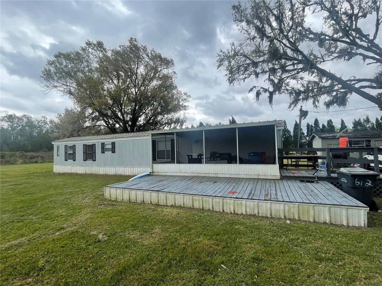 Property Photo: 612 Grove Drive FL 33830