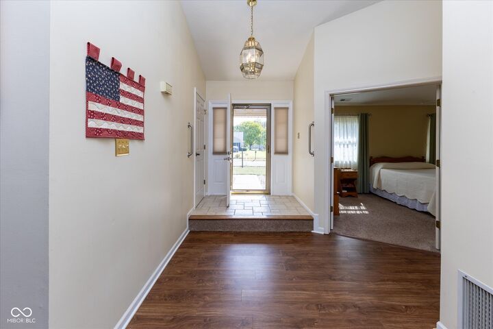 Property Photo:  160 Briarwood Court  IN 46112 