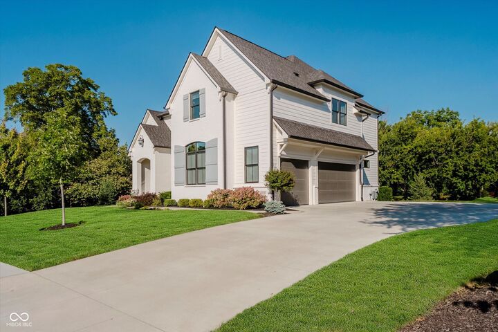 Property Photo:  823 Old Ashbury Road  IN 46074 