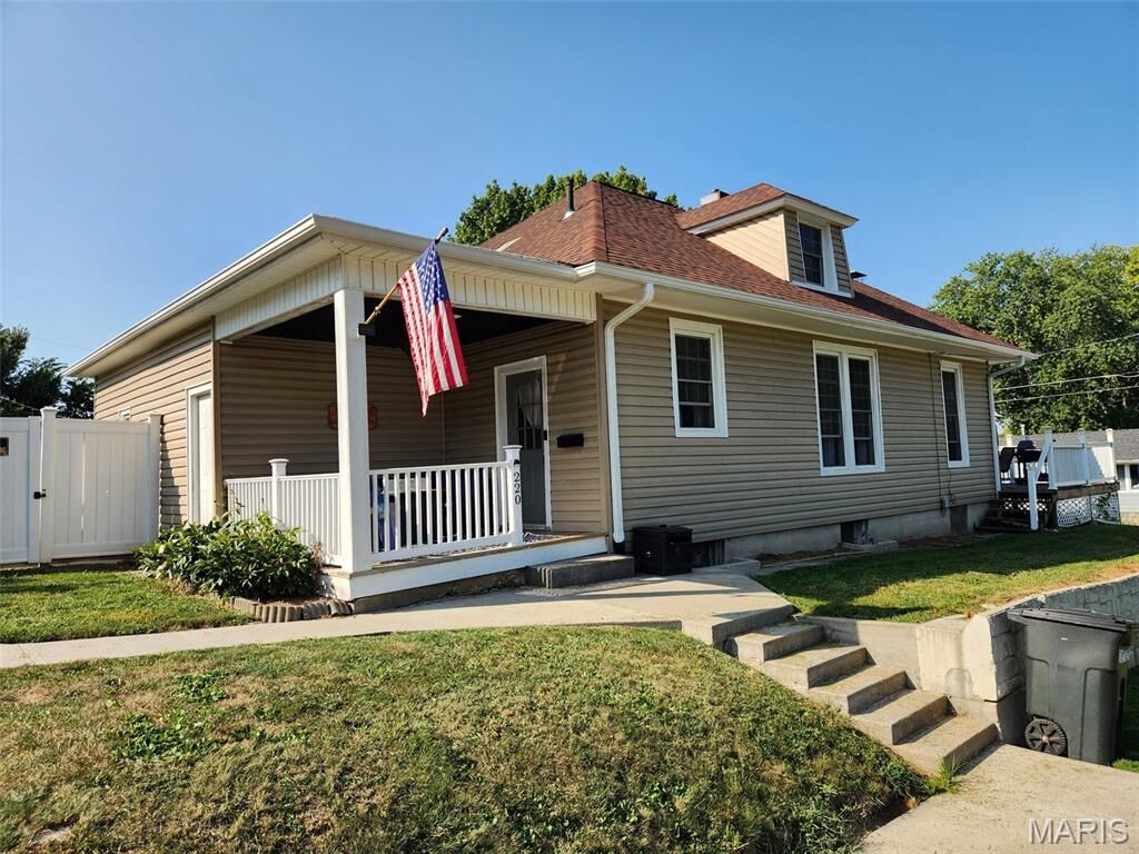 Property Photo:  220 N Hayden Street  MO 63401 