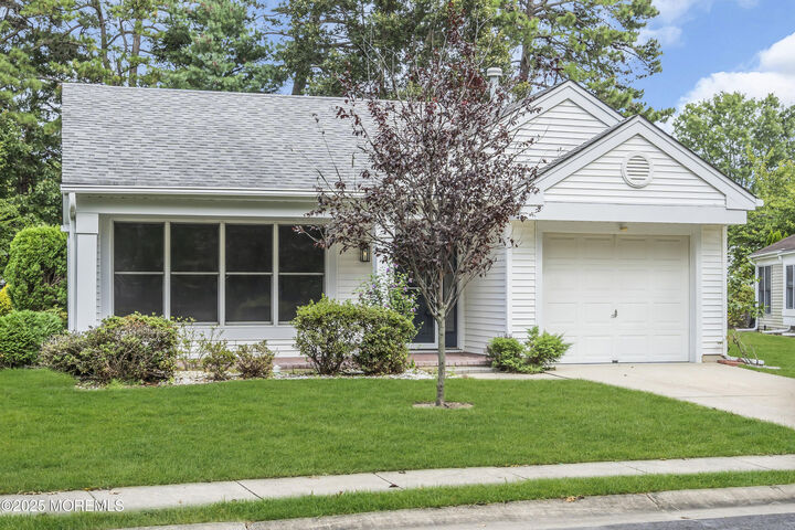 Property Photo:  2299 Kira Court  NJ 08755 