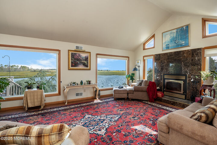 Property Photo:  709 Richmond Drive  NJ 08731 