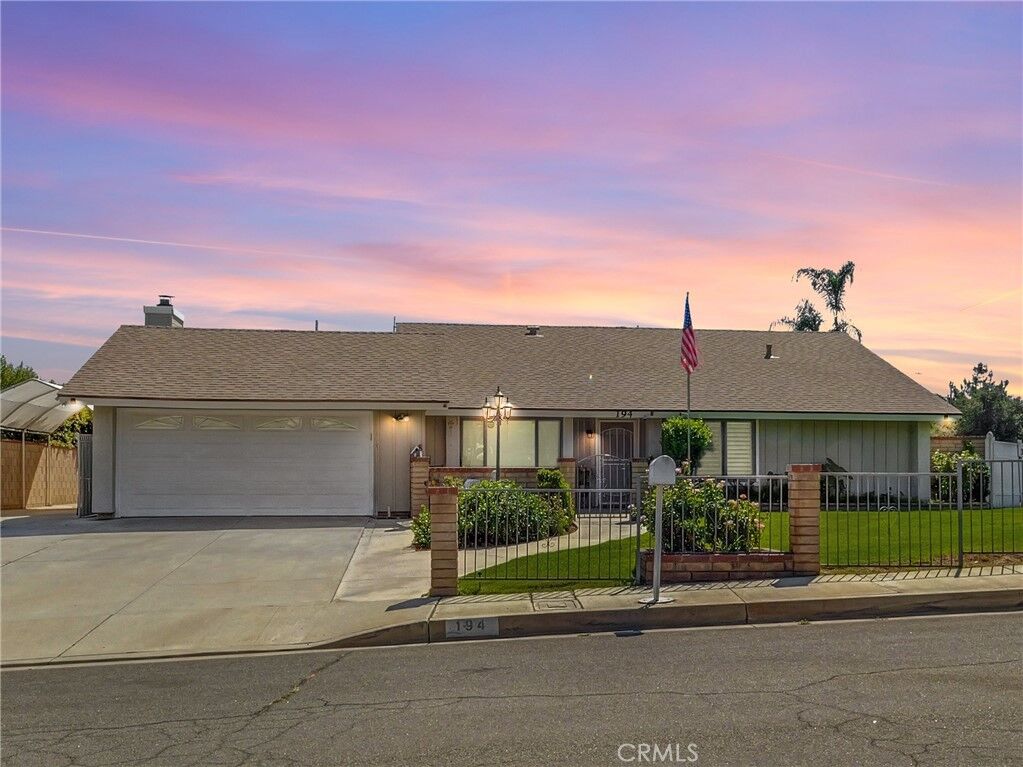 Property Photo:  194 W Rosa Court  CA 92324 