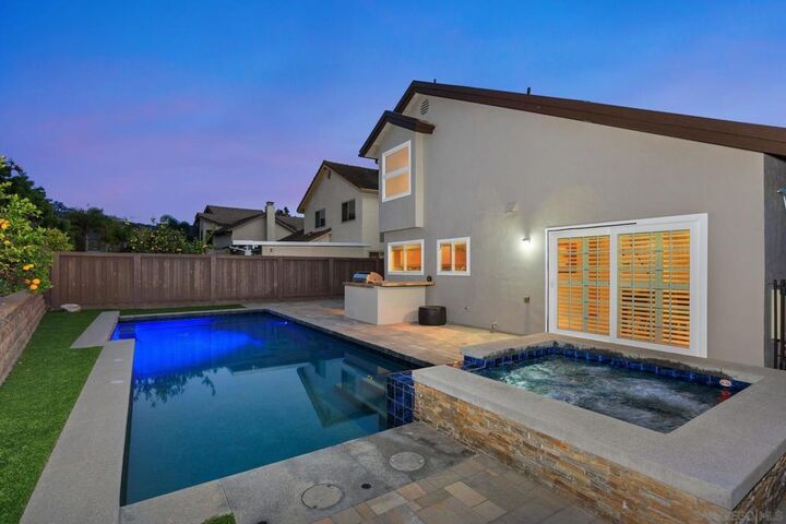 Property Photo:  3975 San Gregorio Way  CA 92130 