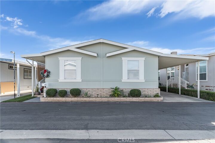 Property Photo:  108 Pigeon Lane  CA 92708 