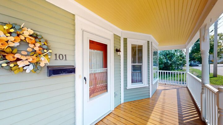 Property Photo:  101 Fern Street  ME 04401 