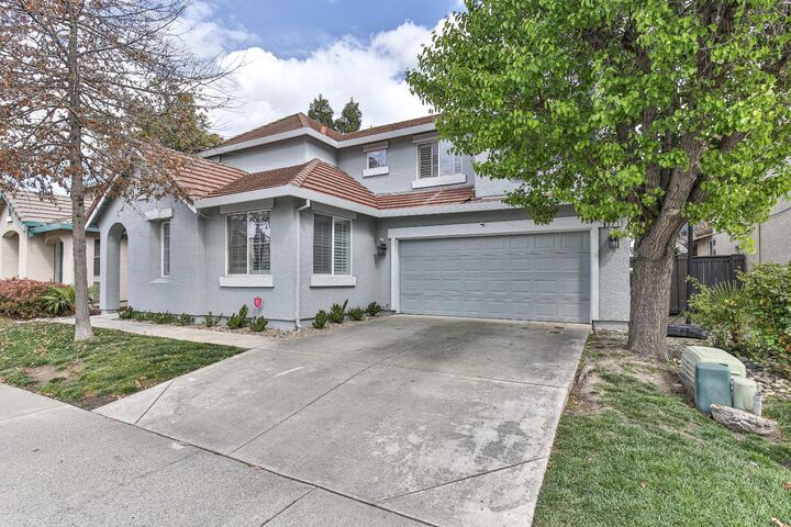 Property Photo: 371 Aviator Circle CA 95835
