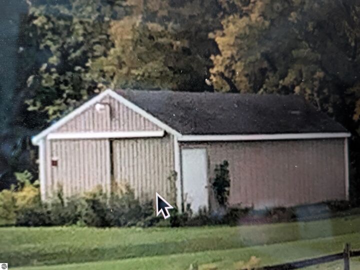 Property Photo:  160 S Mission Road  MI 48858
