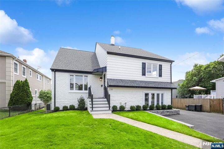 Property Photo:  279 Washington Avenue  NJ 07628 
