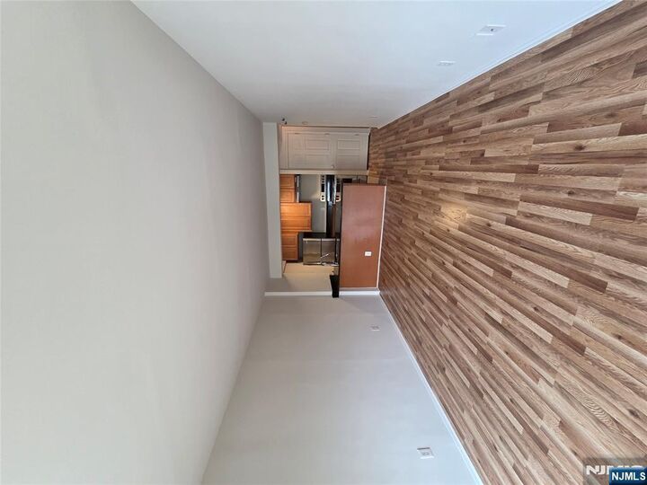Property Photo:  333 Grand Avenue 3J  NJ 07650 