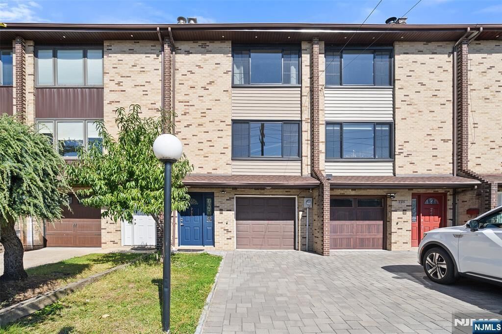 Property Photo:  223 Grantwood Boulevard 223  NJ 07650