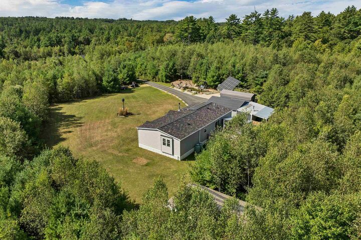 Property Photo: 260 New Road NH 03225