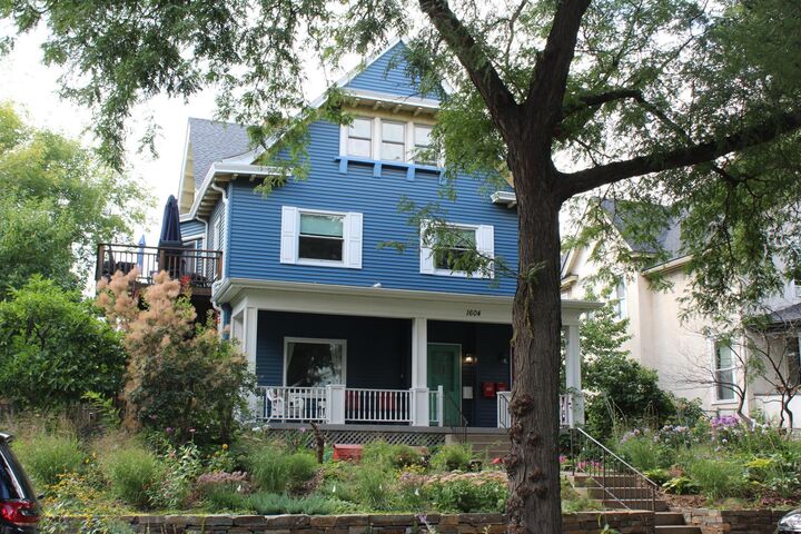 1604 Elliot Avenue  Minneapolis MN 55404 photo