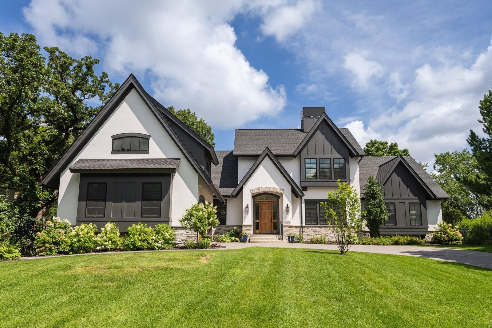 Property Photo: 2828 Benton Boulevard MN 55416