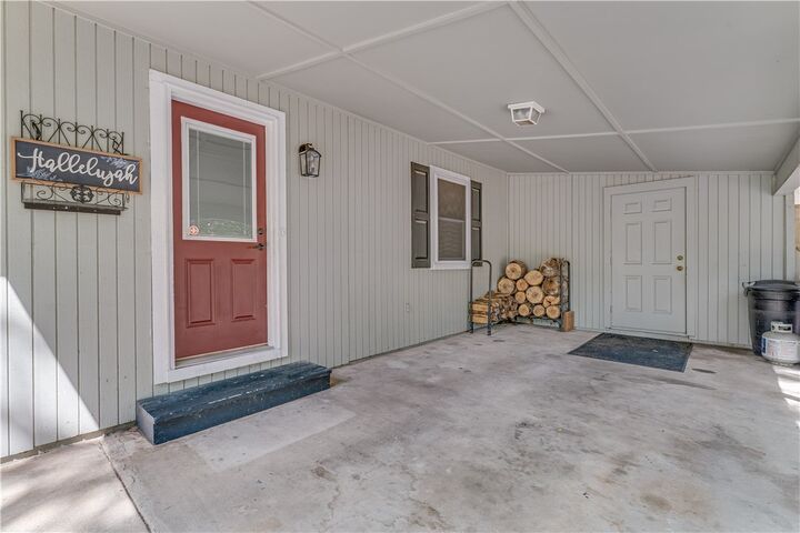 Property Photo:  4 Wareham Lane  AR 72714 