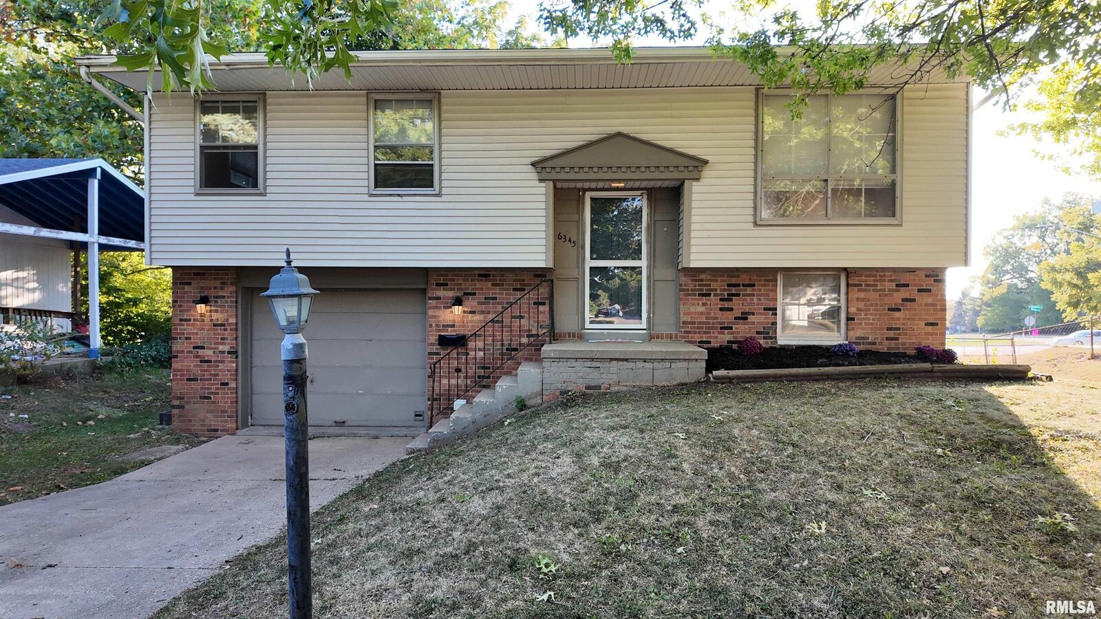 Property Photo:  6345 N Randwick Road  IL 61615 