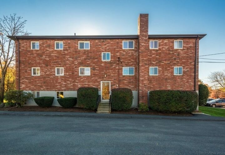 Property Photo:  40 Westgate 5  MA 02467 