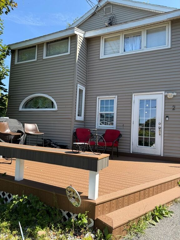 Property Photo:  2 South Summer St  MA 01835 
