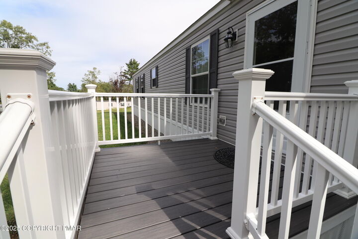 Property Photo:  5005 Old Timber Road  PA 18360 