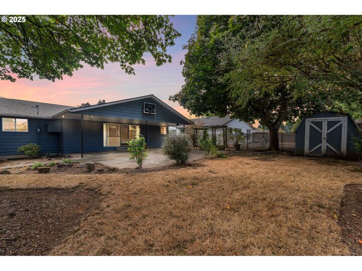 Property Photo: 6704 Kansas St WA 98661