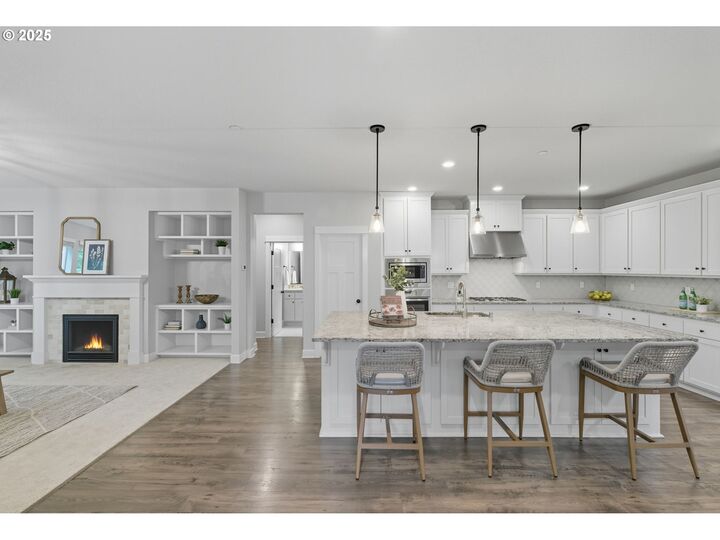Property Photo: 4026 NW 20th Ave WA 98607