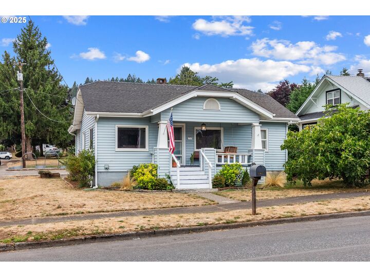 1303 Division St  Camas WA 98607 photo