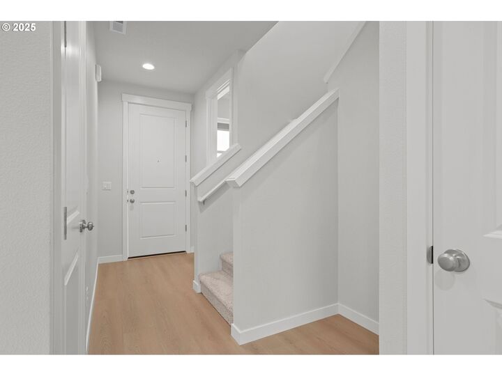 Property Photo:  17274 SW Atfalati Ln SW  OR 97140 