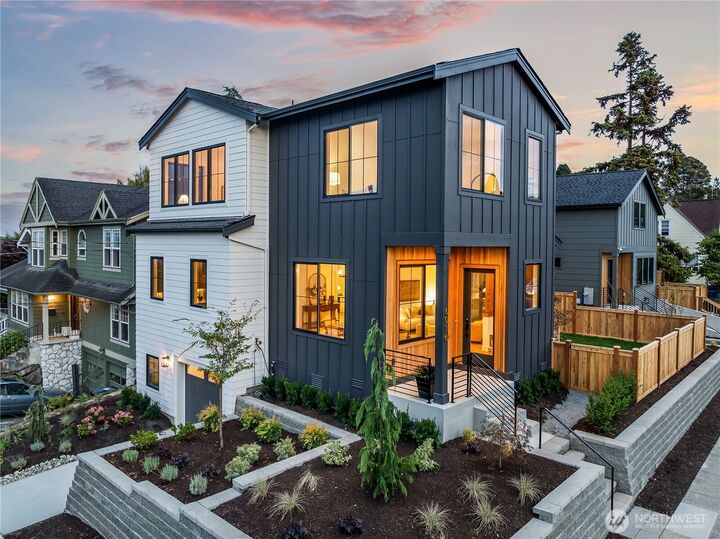 Property Photo: 6016 Evanston Avenue N WA 98103