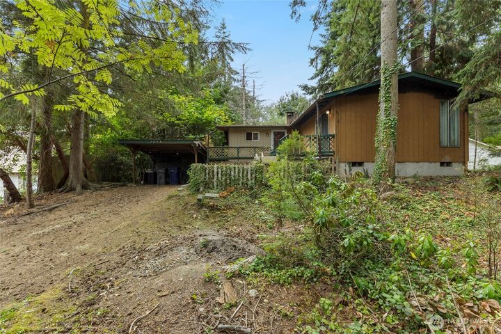 1428  Lakewood Drive  Camano Island WA 98282 photo
