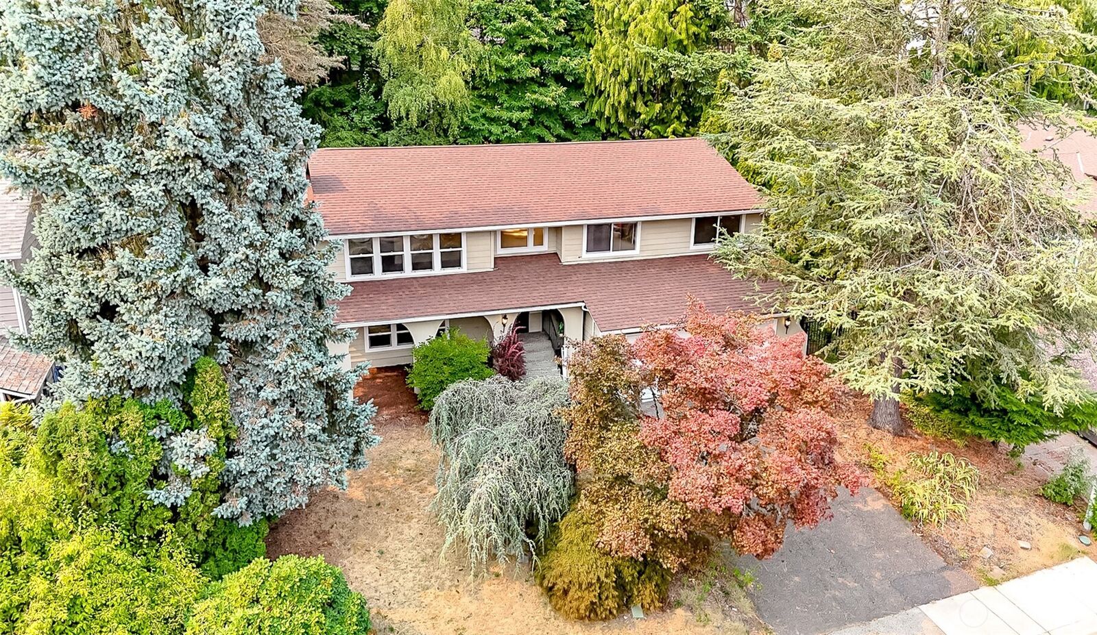 Property Photo:  20015  108th Avenue NE  WA 98011 