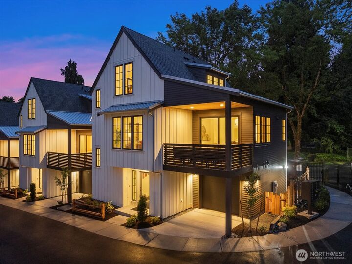 Property Photo:  2224 NE 125th Street  WA 98125 