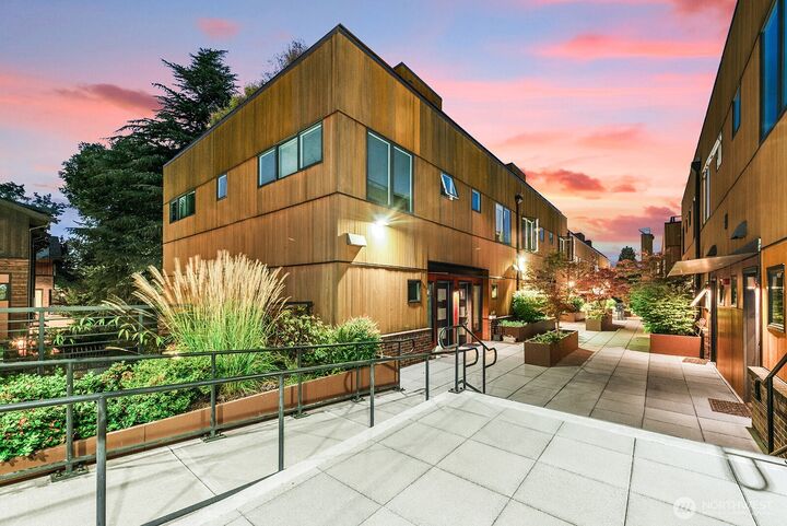 3300 NE 65th Street 219  Seattle WA 98115 photo