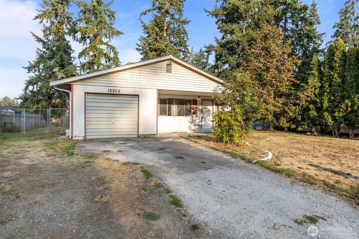 15902  69th Avenue Court E  Puyallup WA 98375 photo
