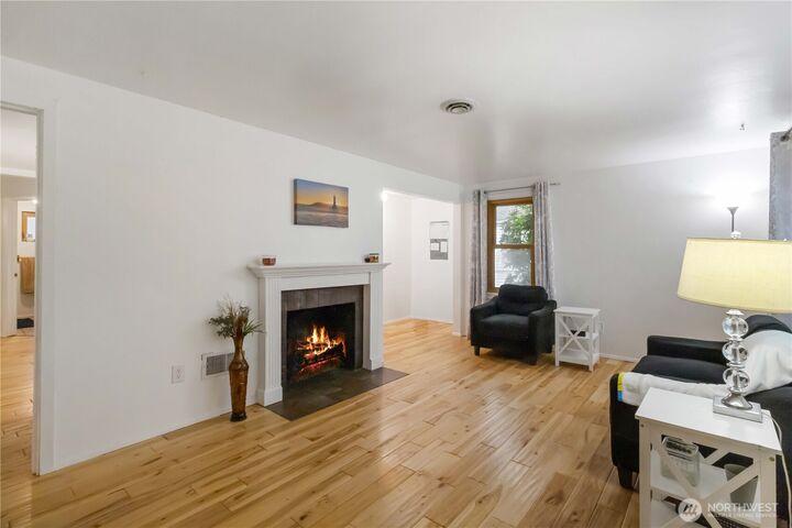 Property Photo: 13794 34th Avenue S WA 98168