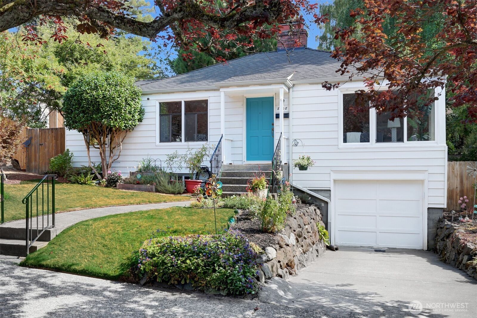 Property Photo:  8008  38th Avenue NE  WA 98115 
