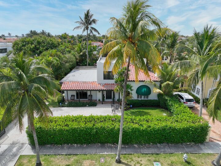 Property Photo:  270 Cordova Road  FL 33401 