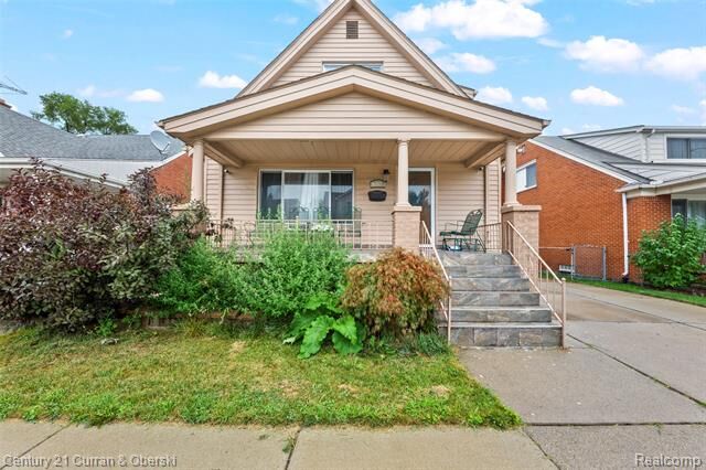 Property Photo:  5908 Williamson Street  MI 48126 
