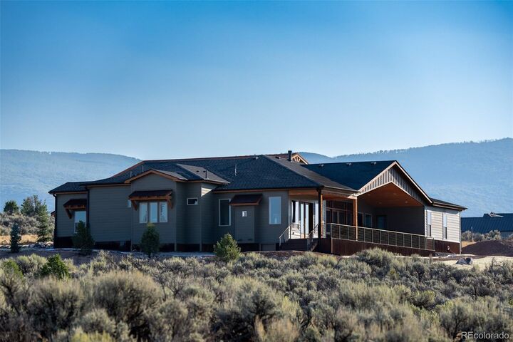 Property Photo:  52 Grosbeak Place  CO 81601 
