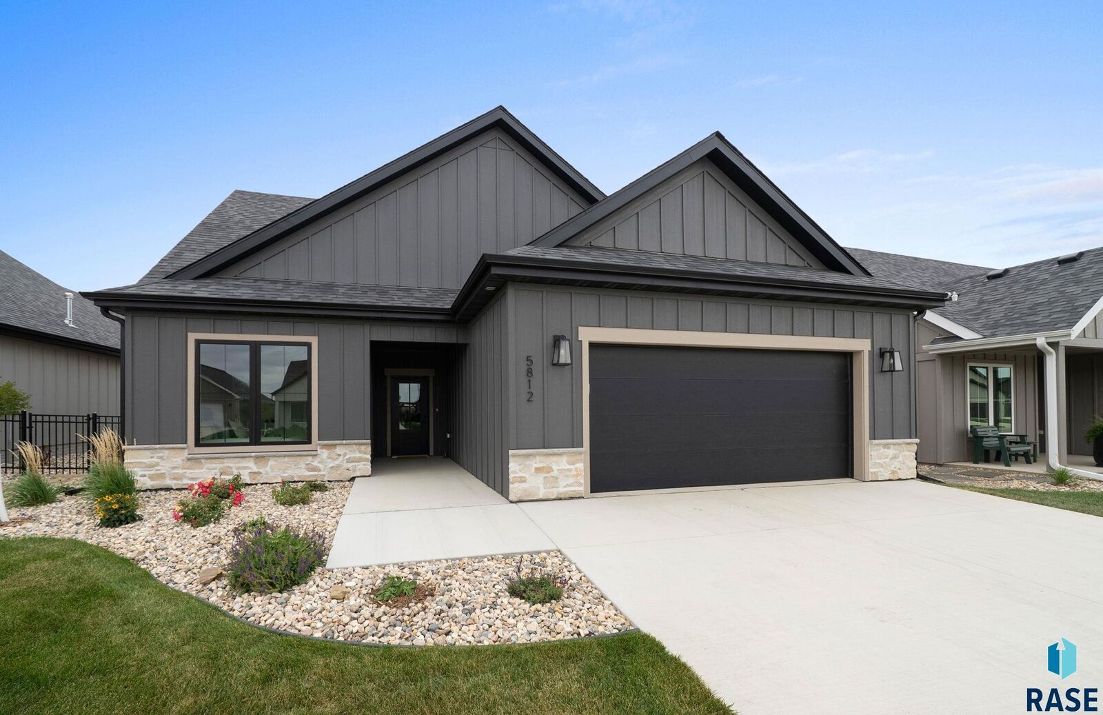 Property Photo:  5812 E Rush St  SD 57110 