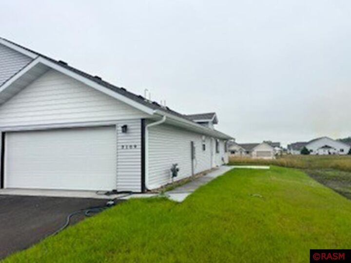 Property Photo:  3109 Scotch Lane  MN 56001 