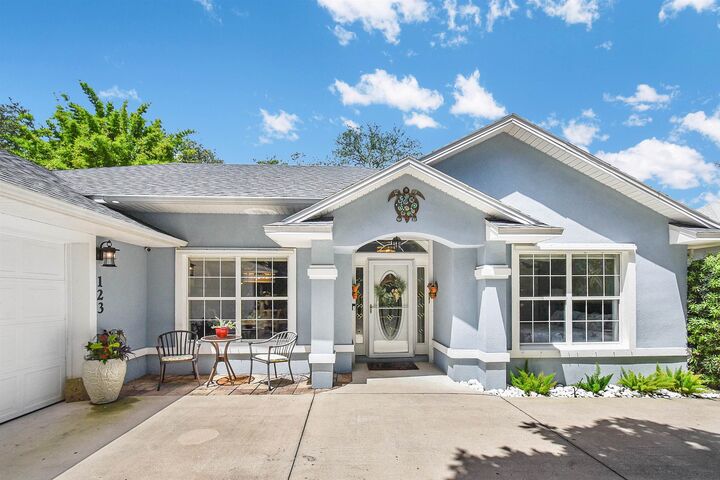 Property Photo: 123 Whispering Oaks Circle FL 32080