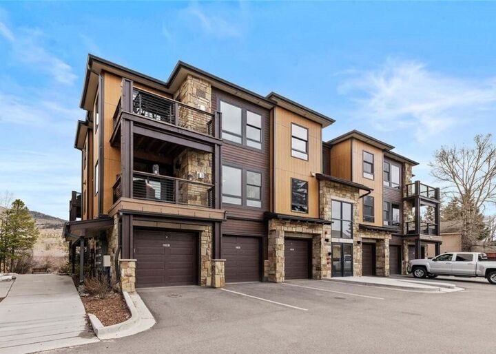 Property Photo: 1070 Blue River Parkway 204 CO 80498