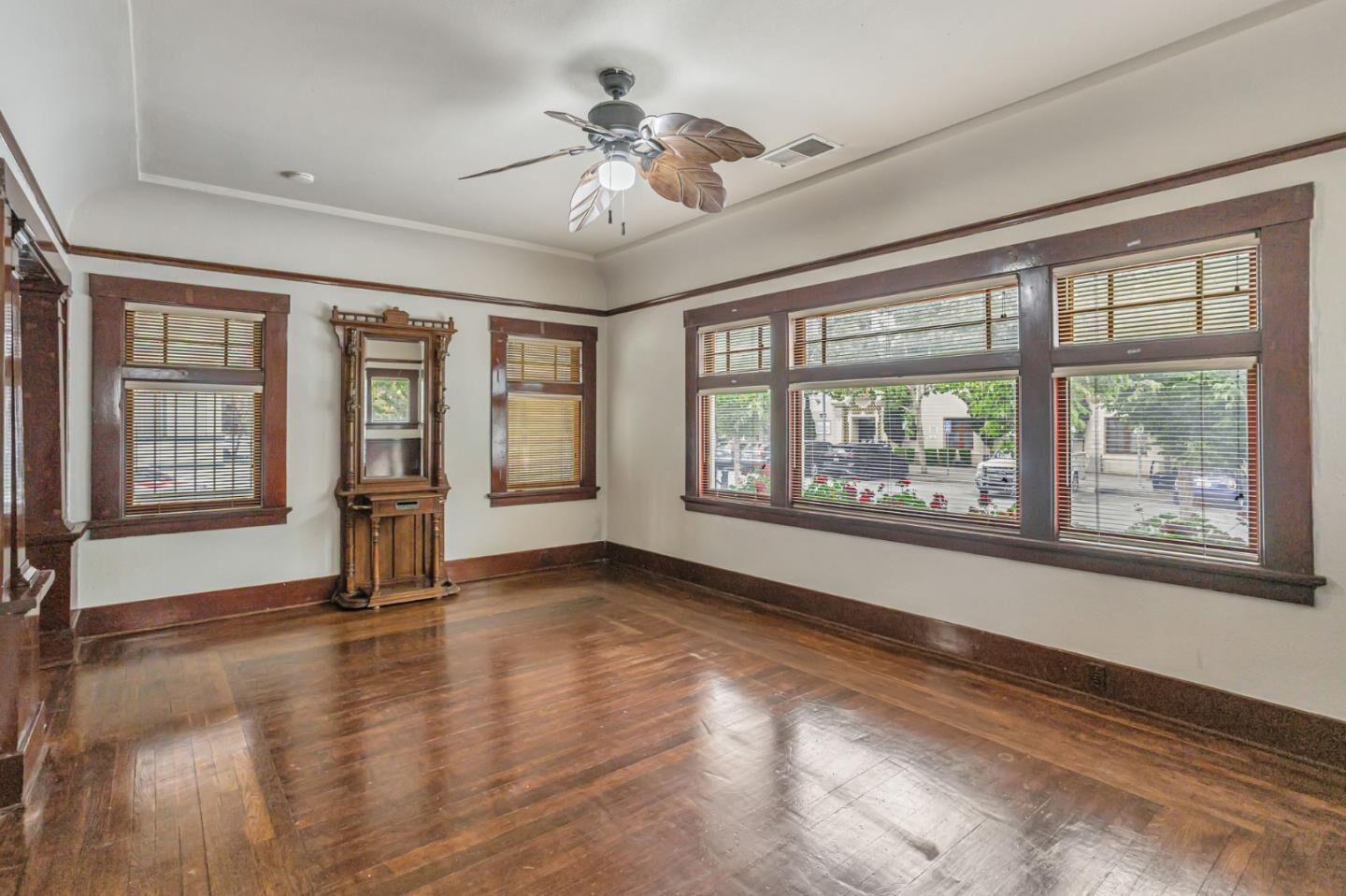 Property Photo: 84 South 5th Street CA 95112