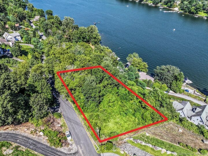 Property Photo: 22 Candlewood Common CT 06776