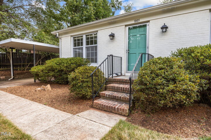 Property Photo:  1005 Woodhill Court  NC 27615 