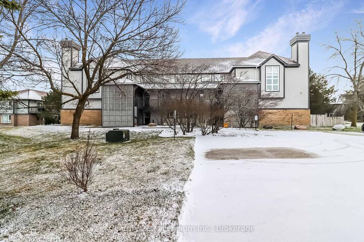 Property Photo:  360 Mariners Way 12  ON L9Y 5C7 
