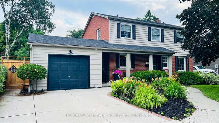 350 East Side Crescent  Burlington ON L7R 3G9 photo